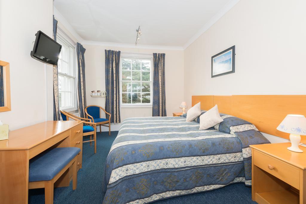 Clock Tower Hotel Exeter Szoba fotó