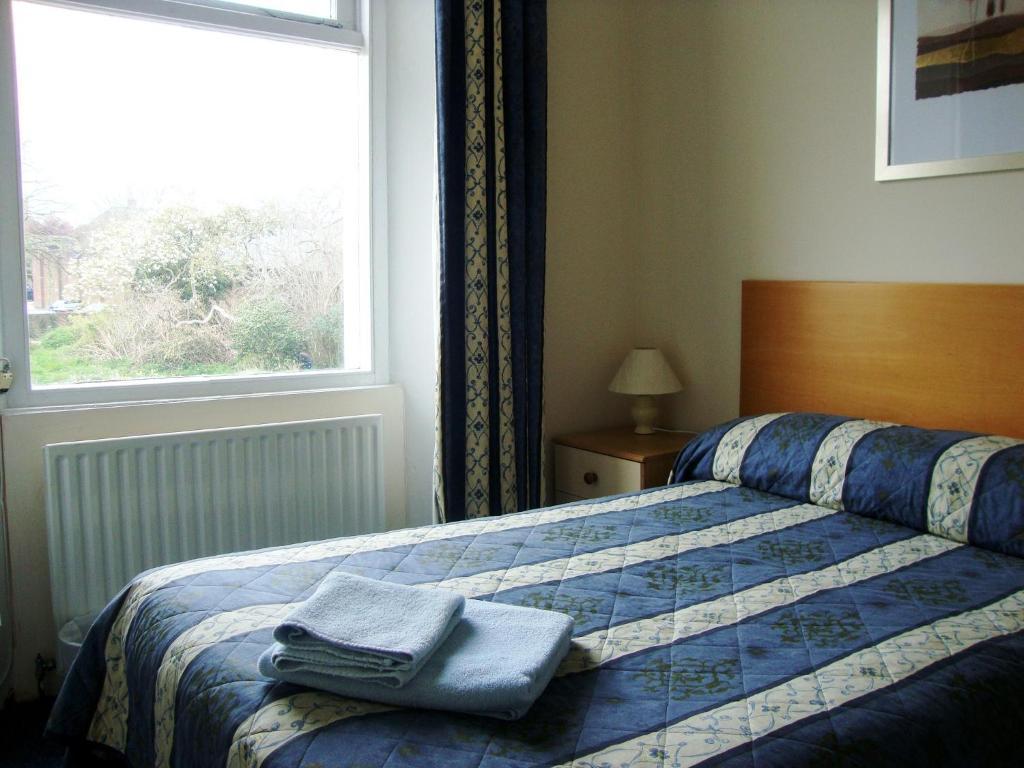 Clock Tower Hotel Exeter Szoba fotó